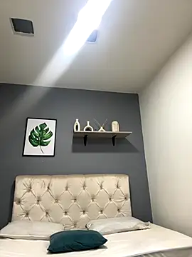 Snapshot of Soe_Lara chatting on 09-15-25, 11:10 Soe Lara online show from 09-15-25, 11:10