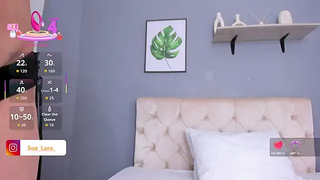 Snapshot of Soe_Lara chatting on 09-22-25, 11:23 Soe Lara online show from 09-22-25, 11:23