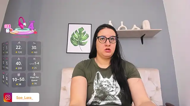 Snapshot of Soe_Lara chatting on 10-09-25, 11:19 Soe Lara online show from 10-09-25, 11:19