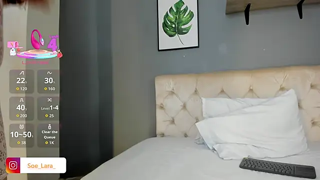 Snapshot of Soe_Lara chatting on 10-16-25, 11:33 Soe Lara online show from 10-16-25, 11:33