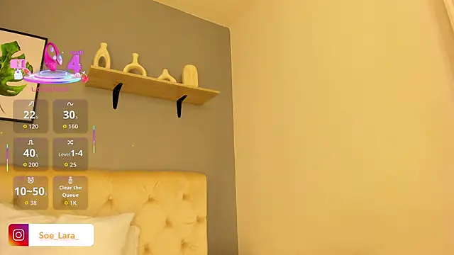 Snapshot of Soe_Lara chatting on 10-21-25, 10:27 Soe Lara online show from 10-21-25, 10:27