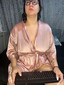 Snapshot of Soe_Lara chatting on 02-03-26, 11:26 Soe Lara online show from 02-03-26, 11:26