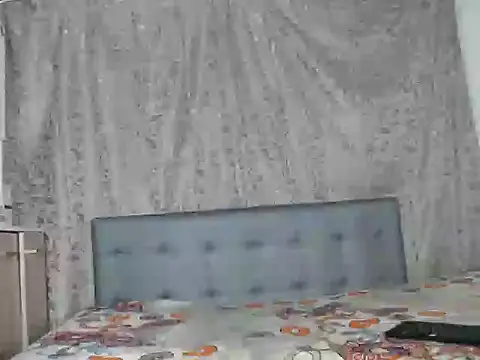 Snapshot of Soe_Lara chatting on 02-18-26, 12:01 Soe Lara online show from 02-18-26, 12:01