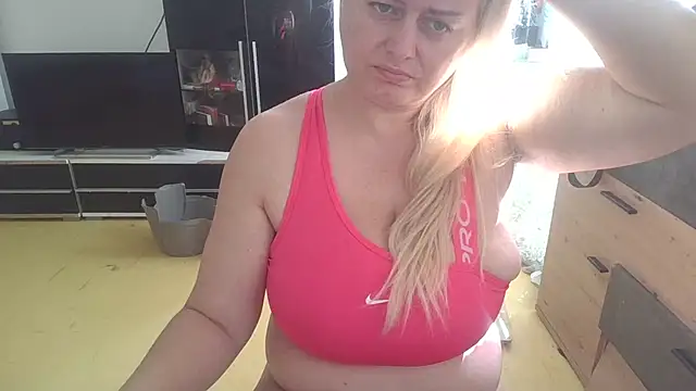 Meliss Official9 online show from 09-22-25, 08:05