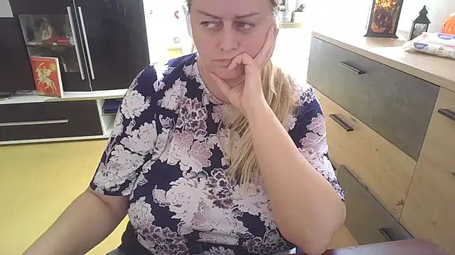 Meliss Official9 online show from 10-08-25, 08:12