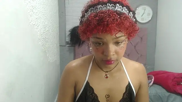 Snapshot of vainillaplaypussy chatting on 02-04-25, 07:22 vainillaplaypussy online show from 02-04-25, 07:22