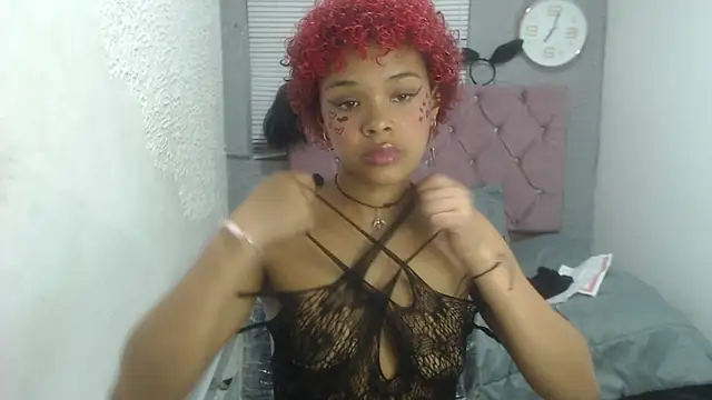 Snapshot of vainillaplaypussy chatting on 02-13-25, 06:48 vainillaplaypussy online show from 02-13-25, 06:48