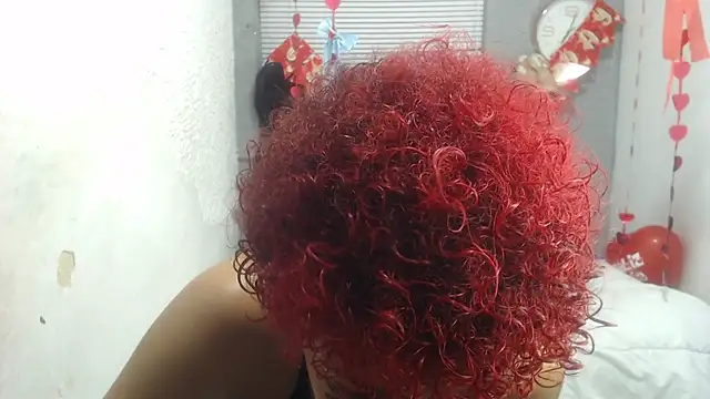 Snapshot of vainillaplaypussy chatting on 03-21-25, 03:13 vainillaplaypussy online show from 03-21-25, 03:13