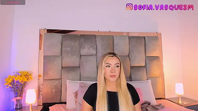 Sofi Vasquez online show from 10-07-25, 09:01