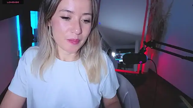 sexfire lalita online show from 12-04-25, 11:24