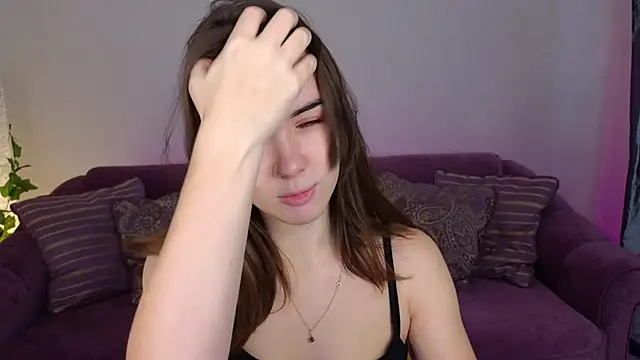 Snapshot of LindaRobertz chatting on 01-20-25, 11:24 LindaRobertz online show from 01-20-25, 11:24