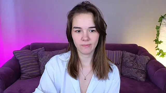 Snapshot of LindaRobertz chatting on 01-24-25, 12:10 LindaRobertz online show from 01-24-25, 12:10