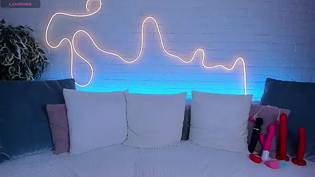 rossy babe  online show from 02-12-25, 12:37