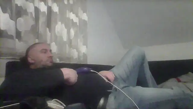 NewyorkDimi online show from 02-08-25, 01:54