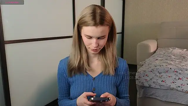 Snapshot of elsa_limerence chatting on 03-13-25, 08:15 elsa limerence online show from 03-13-25, 08:15