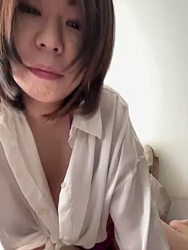 Yukimi- online show from 12-11-24, 04:28