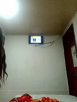 valentinasu1 online show from 01-10-26, 04:03