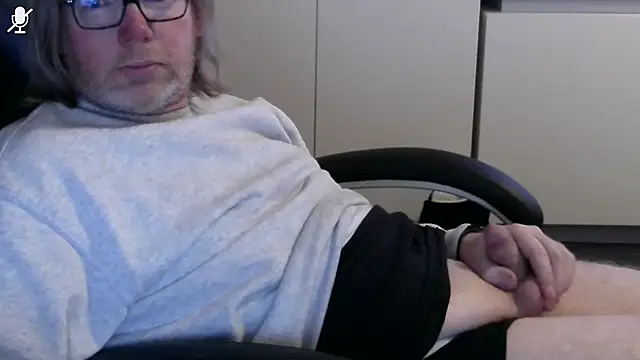 Snapshot of VSteph chatting on 05-20-26, 08:48 VSteph online show from 05-20-26, 08:48