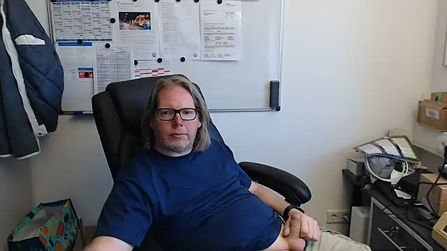 Snapshot of VSteph chatting on 06-01-26, 05:36 VSteph online show from 06-01-26, 05:36
