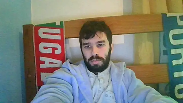 Snapshot of danibigcock69 chatting on 12-20-25, 06:15 danibigcock69 online show from 12-20-25, 06:15