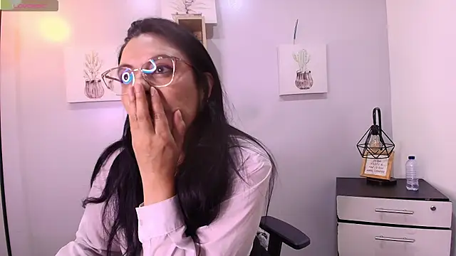 Zuzana21 online show from 04-16-26, 12:39