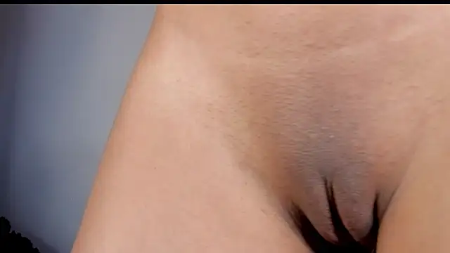 Snapshot of lilibluex chatting on 01-19-25, 10:49 lilibluex online show from 01-19-25, 10:49