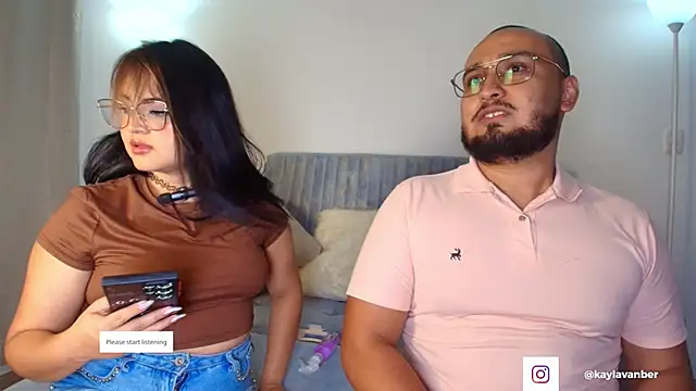 Snapshot of XXCOUPLESSEX chatting on 01-11-26, 09:36 XXCOUPLESSEX online show from 01-11-26, 09:36