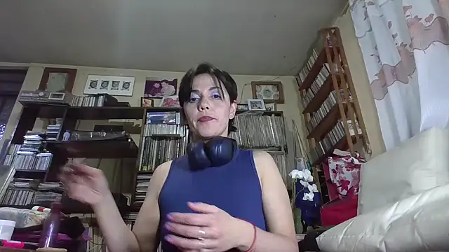 Tiramisu89 online show from 12-22-24, 06:06