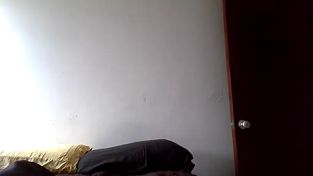 Tiramisu89 online show from 10-15-25, 07:03