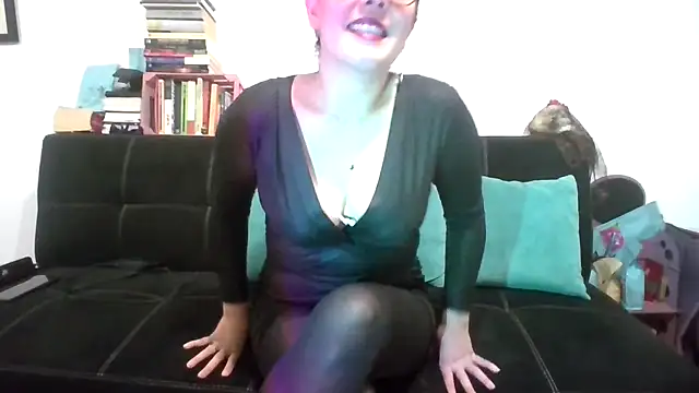 Tiramisu89 online show from 11-07-25, 01:05