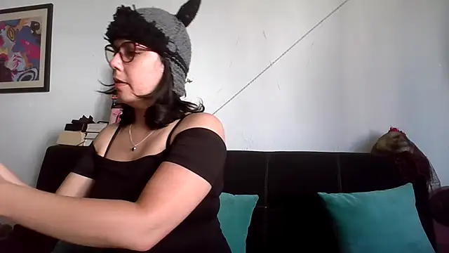 Tiramisu89 online show from 11-11-25, 06:08