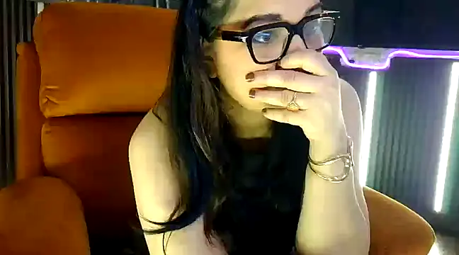 Snapshot of fabdemira chatting on 02-26-25, 08:33 fabdemira online show from 02-26-25, 08:33