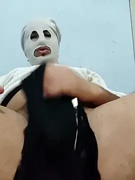 Snapshot of Mimoudik chatting on 02-04-26, 11:09 Mimoudik online show from 02-04-26, 11:09