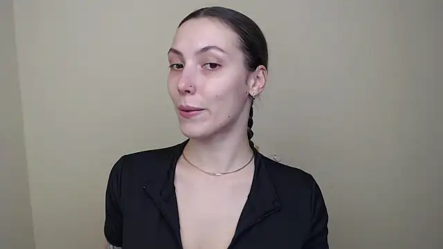 Snapshot of VanessaMay_ chatting on 02-10-26, 05:17 VanessaMay online show from 02-10-26, 05:17