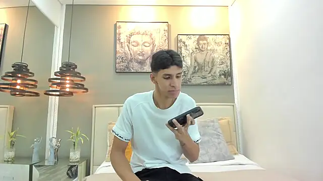 kieran derek online show from 12-21-25, 02:19