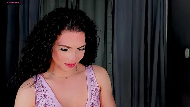 Snapshot of gatitavenecis chatting on 12-19-24, 02:12 gatitavenecis online show from 12-19-24, 02:12