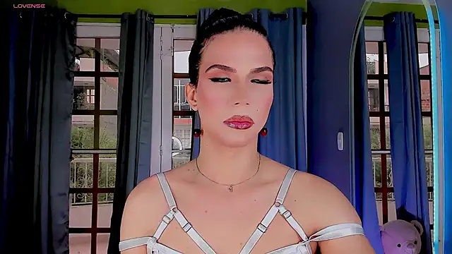 Snapshot of gatitavenecis chatting on 01-09-25, 12:09 gatitavenecis online show from 01-09-25, 12:09