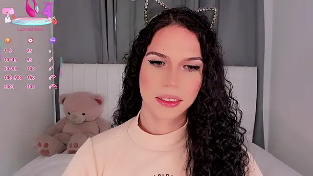 Snapshot of gatitavenecis chatting on 11-08-25, 06:51 gatitavenecis online show from 11-08-25, 06:51