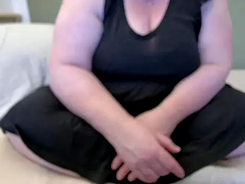 MarthaBriest online show from 07-06-26, 05:26