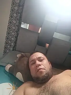 Snapshot of very2_sexy chatting on 09-18-25, 03:14 very2 sexy online show from 09-18-25, 03:14