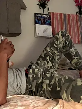 Snapshot of Johnras121 chatting on 11-28-25, 12:24 Johnras121 online show from 11-28-25, 12:24