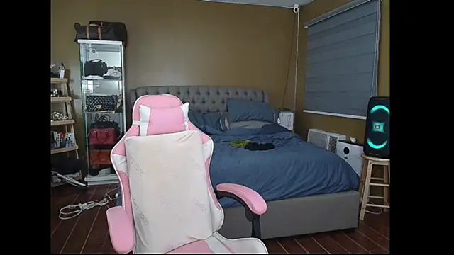 Snapshot of aya_saki chatting on 03-12-25, 10:59 aya saki online show from 03-12-25, 10:59