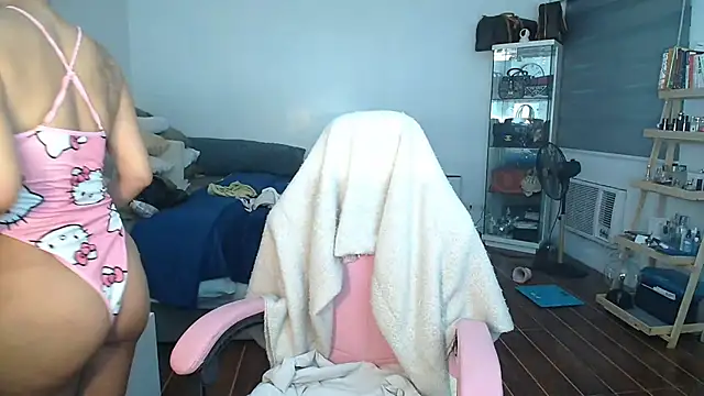 Snapshot of aya_saki chatting on 09-20-25, 07:53 aya saki online show from 09-20-25, 07:53