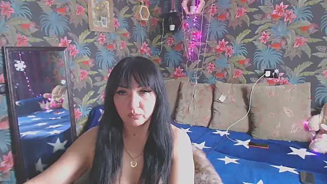 Snapshot of SusanLaNice chatting on 02-04-25, 08:13 SusanLaNice online show from 02-04-25, 08:13