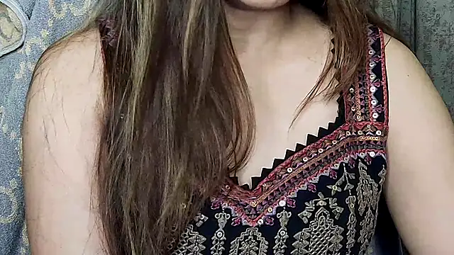 MIss-Naina online show from 07-12-26, 09:39