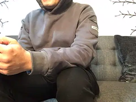 Latinboy003 online show from 01-21-25, 07:58