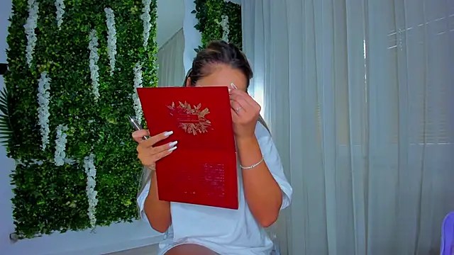 VivienCarter online show from 10-04-25, 12:25