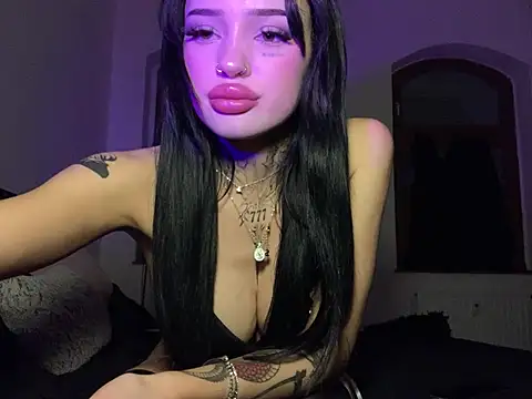 madelinexx online show from 01-08-25, 09:12