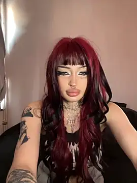 madelinexx online show from 10-04-25, 12:47