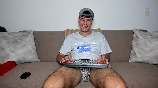 Huge latin cock online show from 10-04-25, 10:08